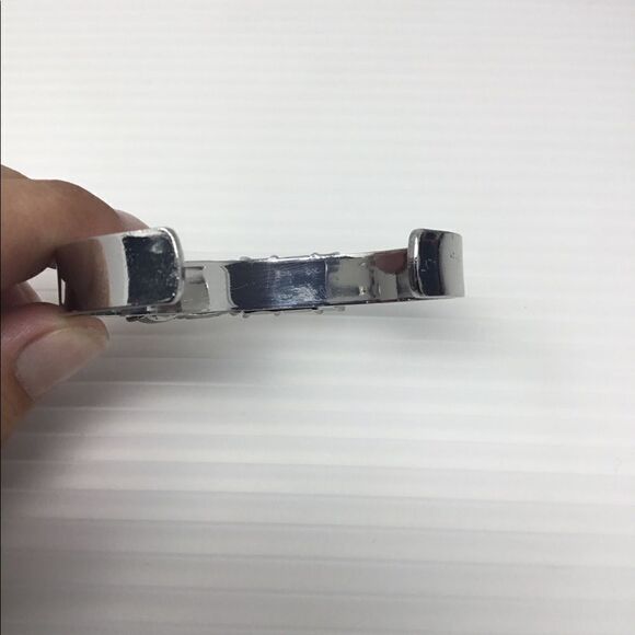 Nordstrom Jewelry Modern Jewel Cuff (G1) - Picture 5 of 6